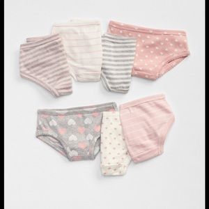 NWT Gap hearts and stripes bikini briefs, 7pack-multi color, 2-3T
